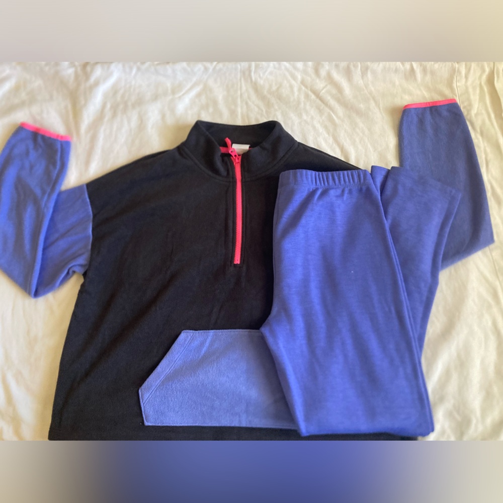 Retro black and purple jogger set